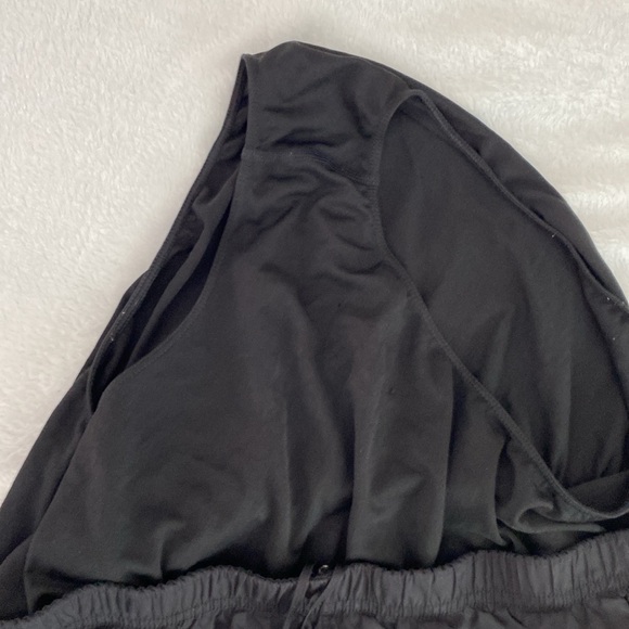 The North Face black athletic shorts - Picture 13 of 17